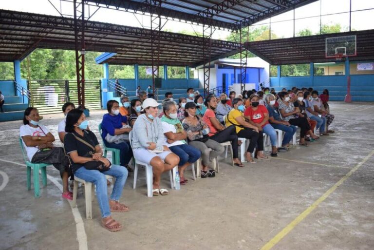 CENECO Conducts “Pulong-pulong Sa Barangay”